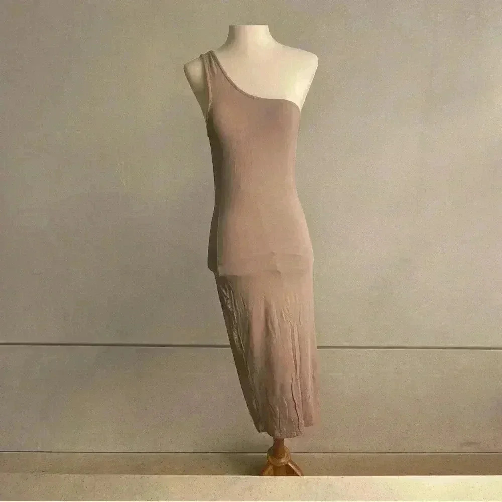 Beautiful Dress fully lined